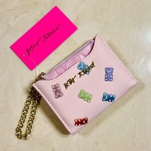 🧸BETSEY JOHNSON Gummy Bear Card Case Pink w/ Muli Color Embroidered Gummy Bears